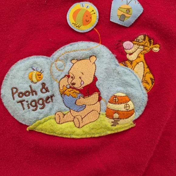 Y2K Winnie The Pooh Red & Blue Hoodie Long Sleeve Shirt - Picture 2 of 4